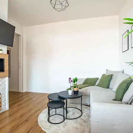 Centro Citta - Terrazzo Silenzioso Tatil Evi Trieste