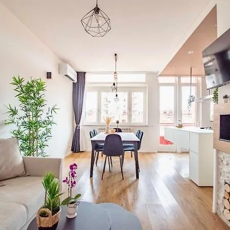 Centro Citta - Terrazzo Silenzioso Tatil Evi *